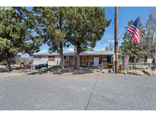 791 Se Akins Dr, Prineville, OR, 97754-8864 | Card Image