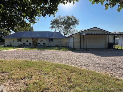 115806 S 4197 Road, House other with 2 bedrooms, 3 bathrooms and null parking in Checotah OK | Image 2