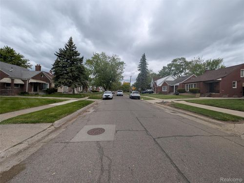 15329 Vaughan St, Detroit, MI, 48223-1752 | Card Image