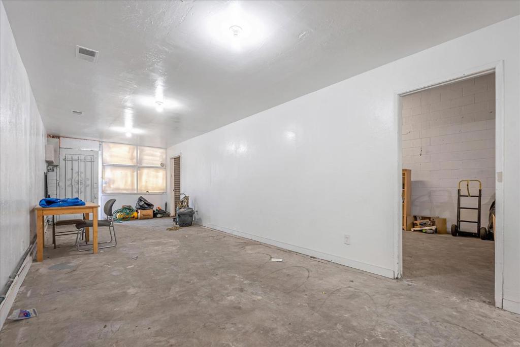 Commercial Lease in Emeryville 5