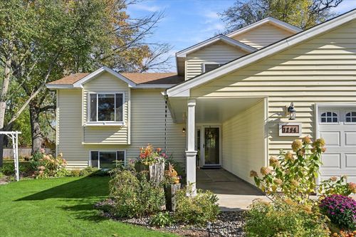 7294 Meadow Court, Lino Lakes, MN, 55014 | Card Image