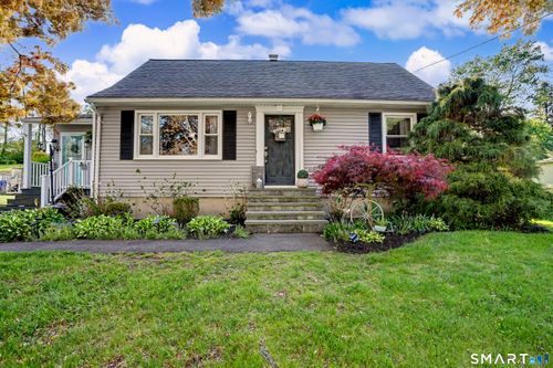 33 Stendahl Dr, Shelton, CT, 06484-1634 | Card Image