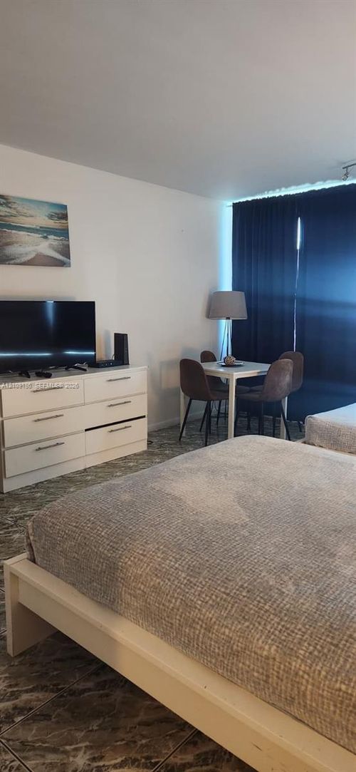 1408-5445 Collins Ave, Miami Beach, FL, 33140 | Card Image