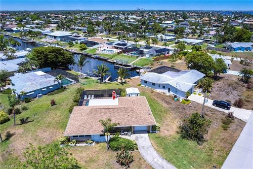 1735 Se 29th Ln, Cape Coral, FL, 33904-4063 | Card Image