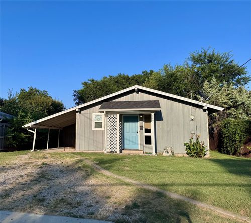 709 Barnes St, Mckinney, TX, 75069-4937 | Card Image