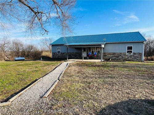 5755 W 2400 Rd, Parker, KS, 66072-4079 | Card Image