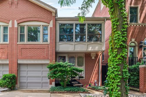 1881-1881 N Maud Ave, Chicago, IL, 60614-4905 | Card Image