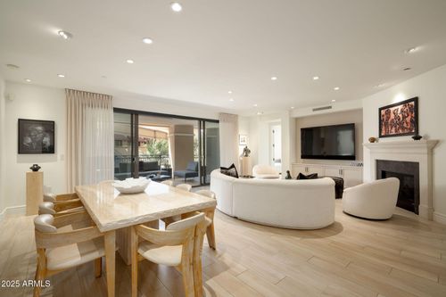 301-7175 E Camelback Rd, Scottsdale, AZ, 85251-1201 | Card Image