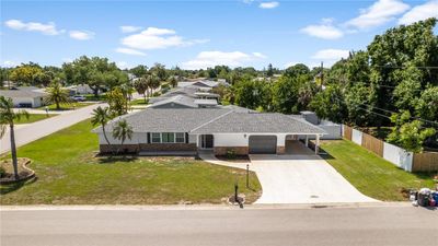 269 Algiers Drive, House other with 3 bedrooms, 2 bathrooms and null parking in Venice FL | Image 3