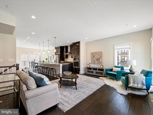 20092 Old Line Ter, ASHBURN, VA, 20147-7493 | Card Image