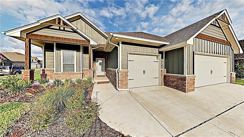 14316 Limestone Lane, Yukon, OK, 73099 | Card Image