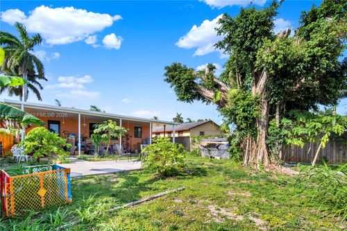 851 Sw 1st St, Florida City, FL, 33034-4601 | Card Image