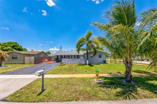 6701 Nw 6th St, Margate, FL, 33063-4414 | Card Image