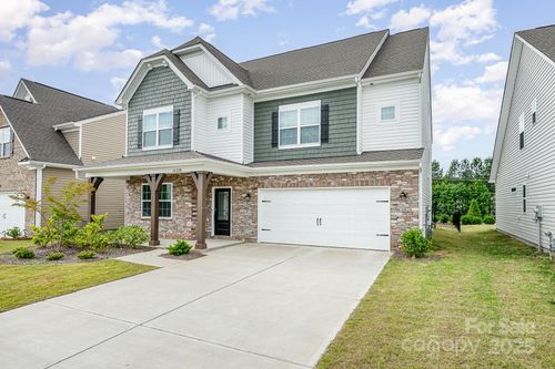 16200 Winfield Hall Dr, Charlotte, NC, 28273-7508 | Card Image