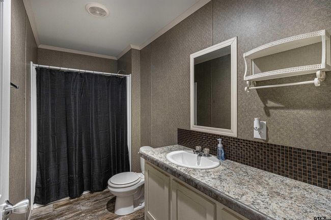 21167 Joe Paul Ln, House other with 4 bedrooms, 2 bathrooms and null parking in Chandler TX | Image 18
