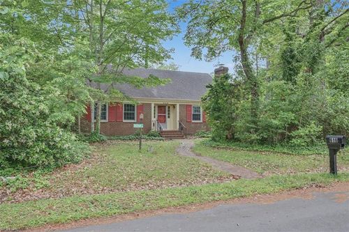616 E Lynn Shores Circle, Virginia Beach, VA, 23452 | Card Image
