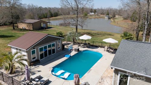 4229 Motocross Trl, Edgemoor, SC, 29712-7779 | Card Image