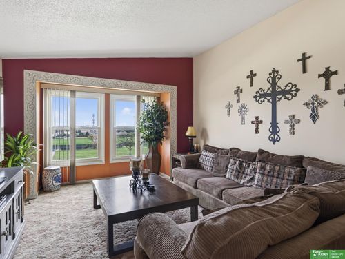 375b-12727 W Dodge Road, Omaha, NE, 68154 | Card Image