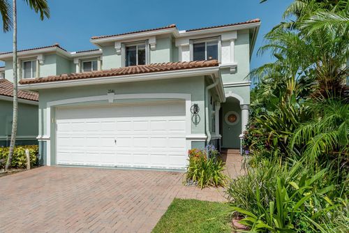 2146 Oakmont Dr, Riviera Beach, FL, 33404-1831 | Card Image