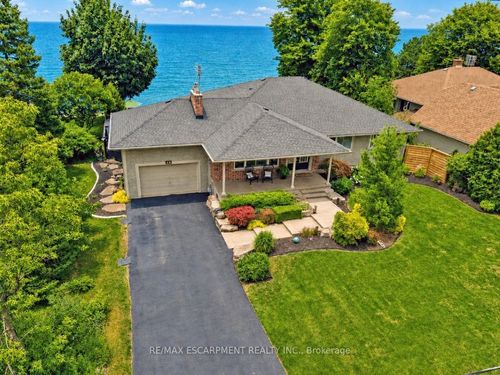 42 Lakeside Drive, Grimsby, ON, L3M2L2 | Card Image