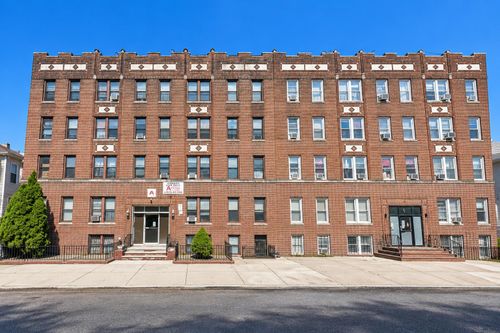 404-117 Corbin Ave, Jersey City, NJ, 07306-7222 | Card Image