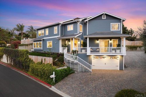 276 Hilltop Dr, Chula Vista, CA, 91910-3016 | Card Image