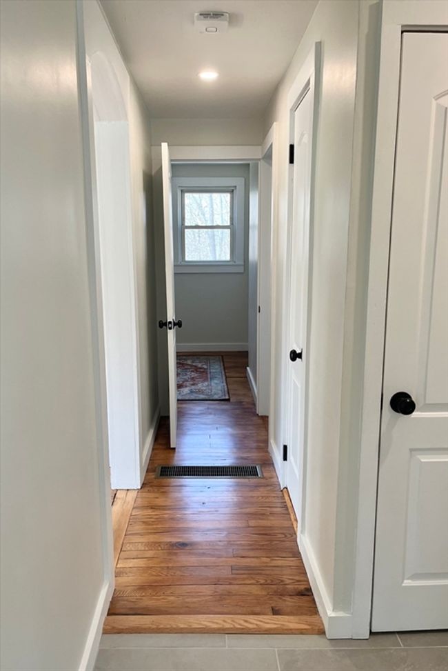 340 W Sturbridge Rd, House other with 2 bedrooms, 1 bathrooms and 8 parking in East Brookfield MA | Image 6