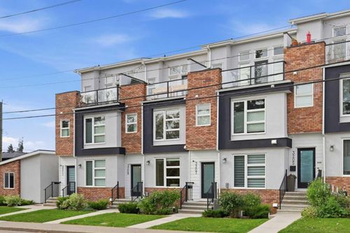 3209 16 St Sw, Calgary, AB, T2T6Y9 | Card Image