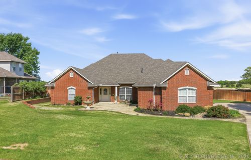 833 Franklin Dr, Ardmore, OK, 73401-0804 | Card Image