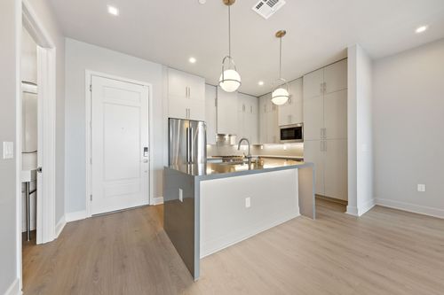 311-1900 S Ervay Street, Dallas, TX, 75215 | Card Image