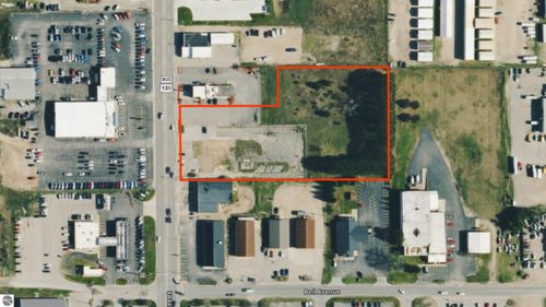 1662 N Mitchell Street, Cadillac, MI, 49601 | Card Image