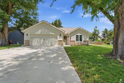 2112 Farmingdale Ct, Manhattan, KS, 66503-2114 | Card Image