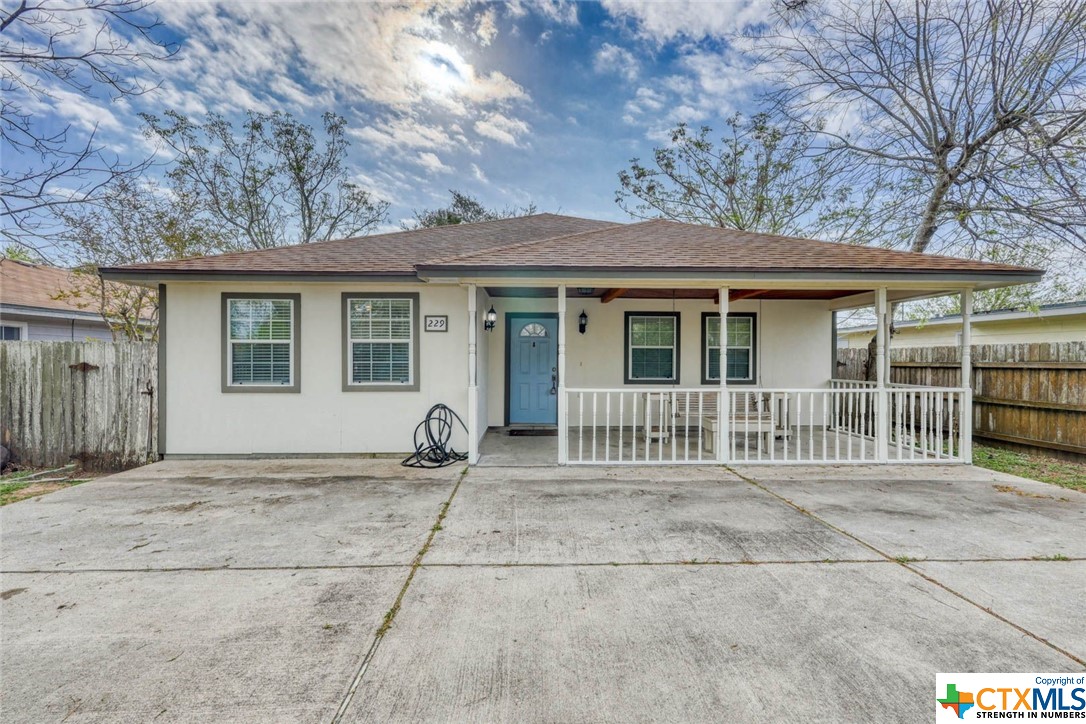 12th St, Aransas Pass, TX 78336