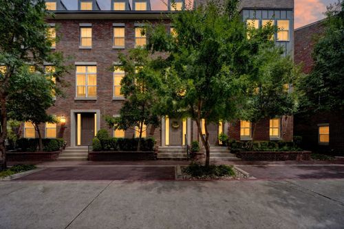 207-7700 Eastern Ave, Dallas, TX, 75209-5121 | Card Image