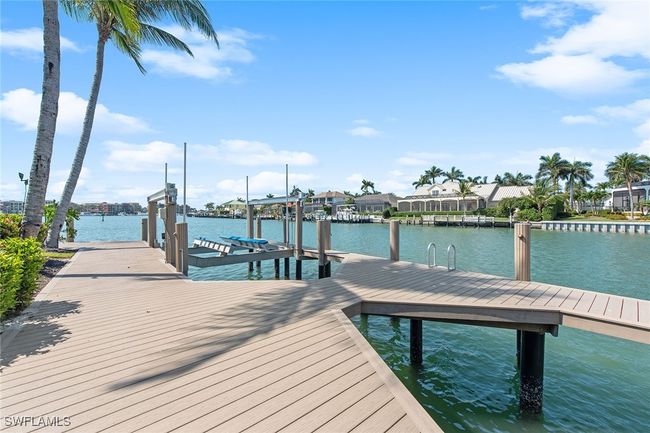 761 Rockport Ct, House other with 6 bedrooms, 5 bathrooms and null parking in MARCO ISLAND FL | Image 41