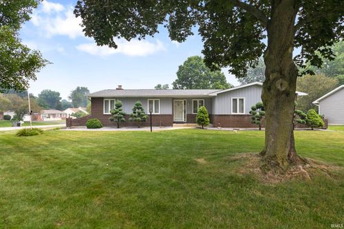 61380 Fellows St, South Bend, IN, 46614-5700 | Card Image
