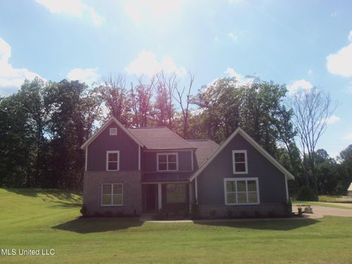 2835 Cypress Lake Dr S, Olive Branch, MS, 38654-9846 | Card Image