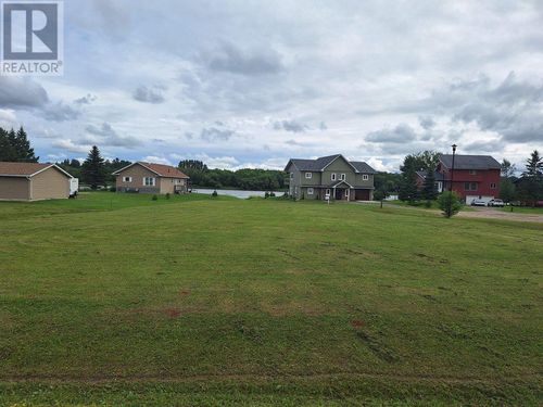 101 Willow Crt, Rainy River, ON, P0W1L0 | Card Image