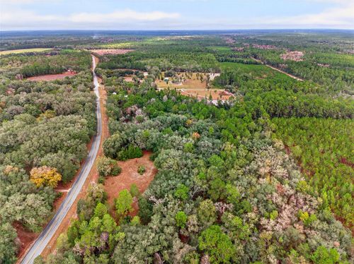 910 S County Road 21, Hawthorne, FL, 32640-6217 | Card Image