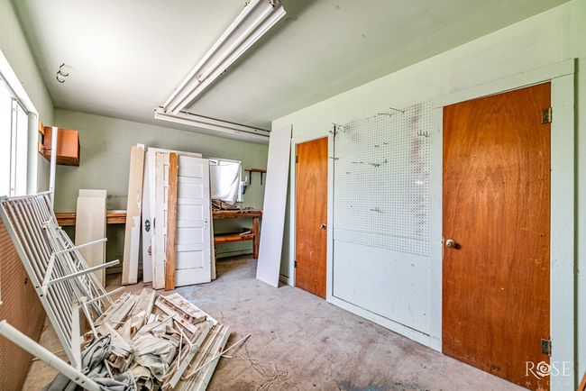804 S Concho Ave, House other with 4 bedrooms, 2 bathrooms and 2 parking in Sonora TX | Image 27