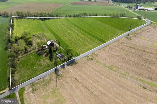 749 Hilldale Rd, HOLTWOOD, PA, 17532-9636 | Card Image