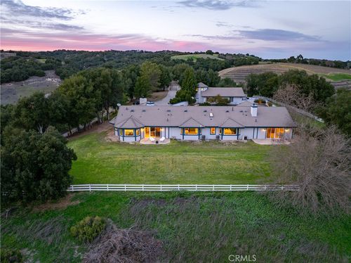 2867 Township Rd, Paso Robles, CA, 93446-9670 | Card Image
