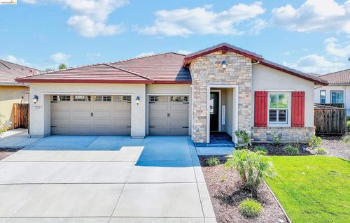 7270 Keyesport Way, Discovery Bay, CA, 94505-1757 | Card Image