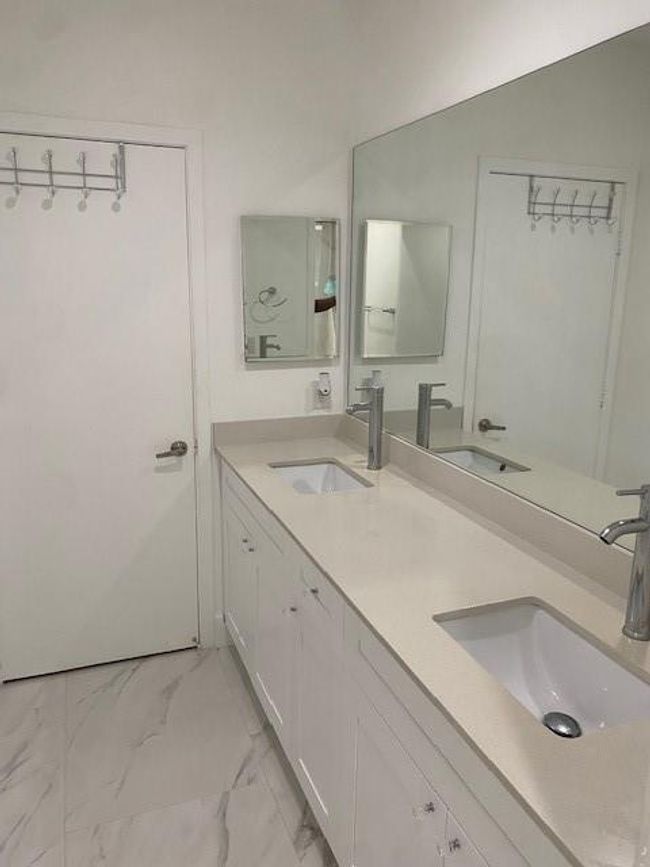 3515 Nw 13 Th St, Townhouse with 3 bedrooms, 3 bathrooms and null parking in Lauderhill FL | Image 17