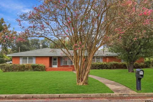 600 Woodcrest Ln, Longview, TX, 75601-3845 | Card Image