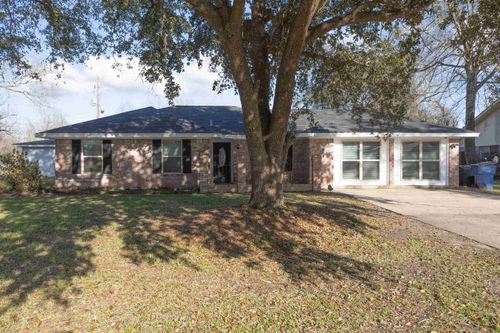 6720 Lancaster Dr, Orange, TX, 77632-8934 | Card Image