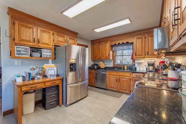 255 Easley Loop, House other with 4 bedrooms, 3 bathrooms and null parking in Savannah TN | Image 10