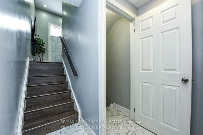 10 - 54 Briar Path, Condo with 4 bedrooms, 2 bathrooms and 1 parking in Brampton ON | Image 5