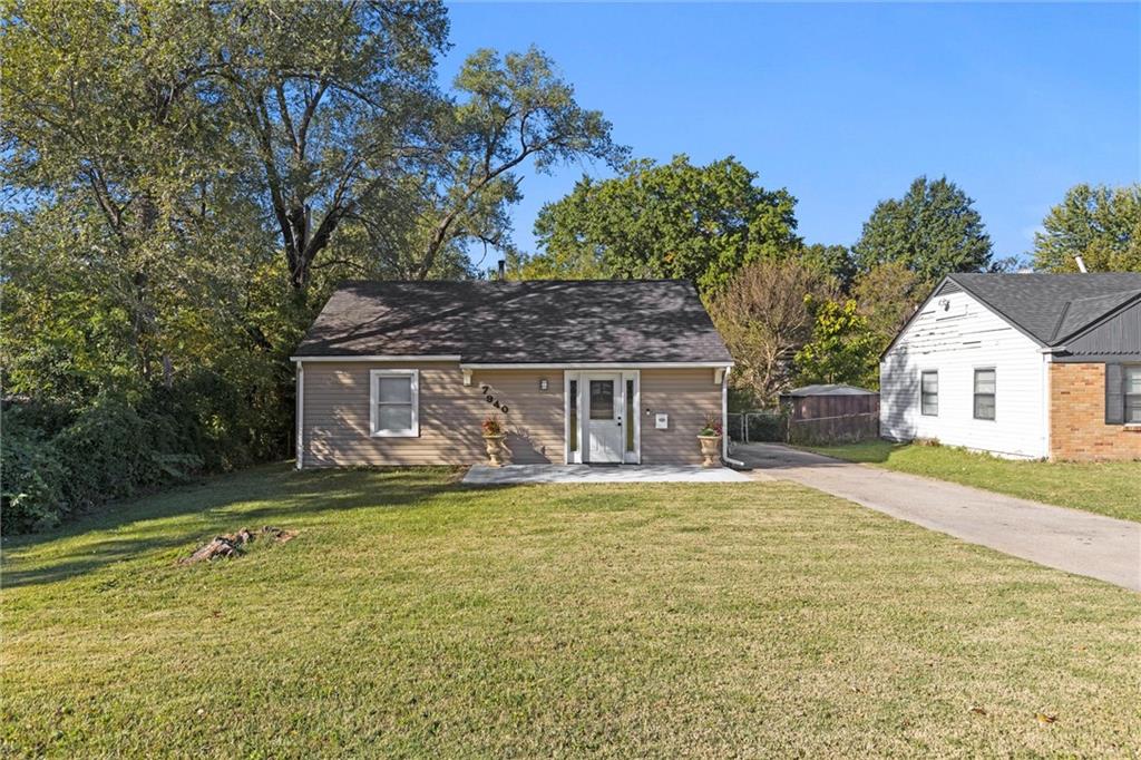 Hickman Mills Dr, Kansas City, MO 64132