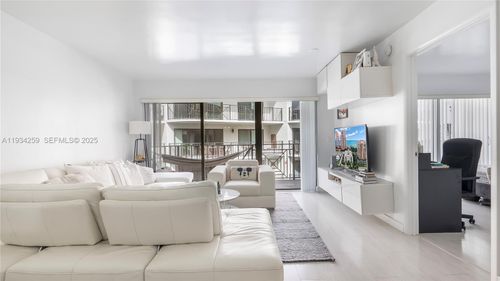 404-2029 N Ocean Blvd, Fort Lauderdale, FL, 33305-3738 | Card Image